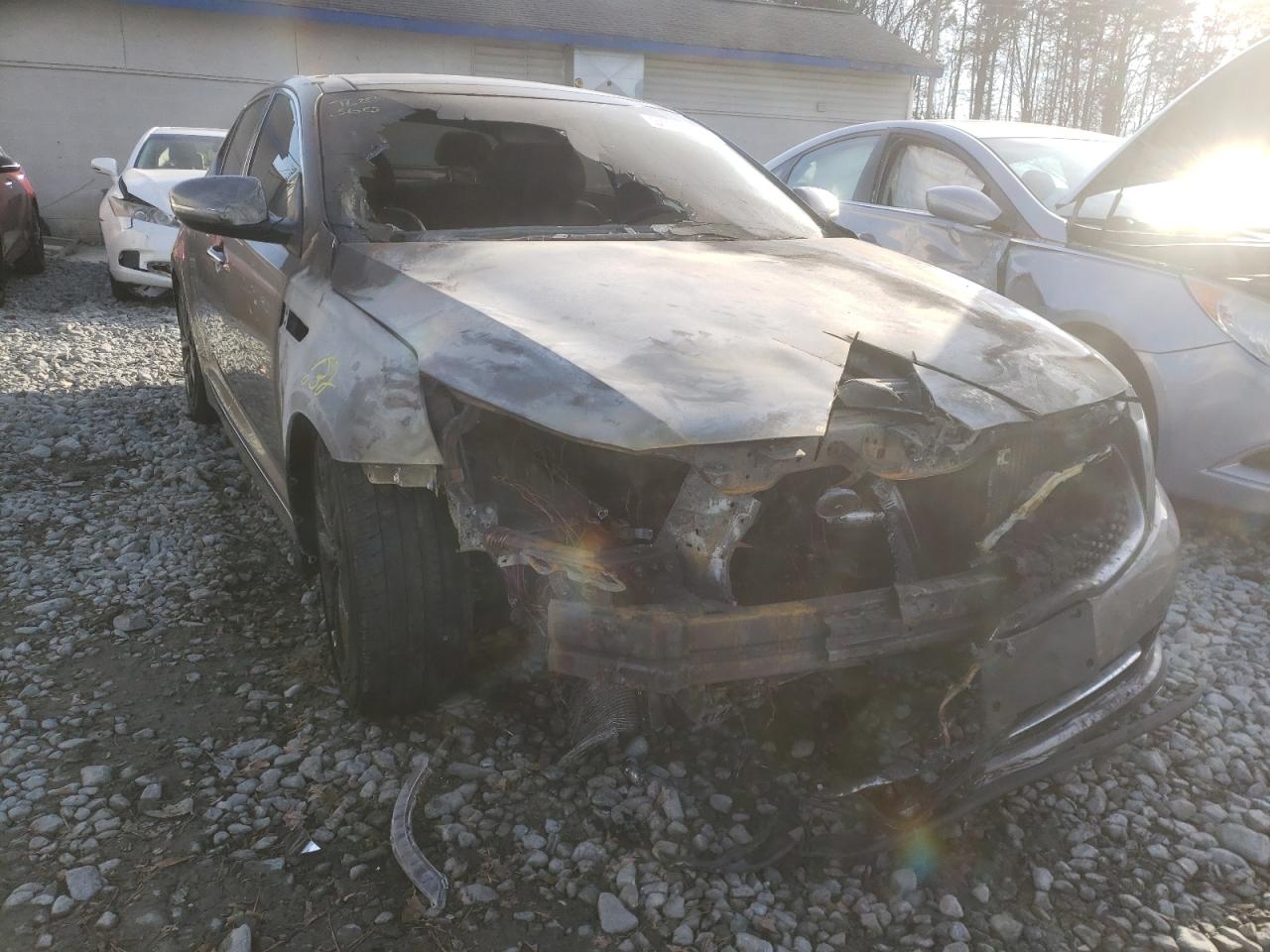 KIA OPTIMA SX 2015 with VIN 5XXGR4A61FG388958 - Photo from auction