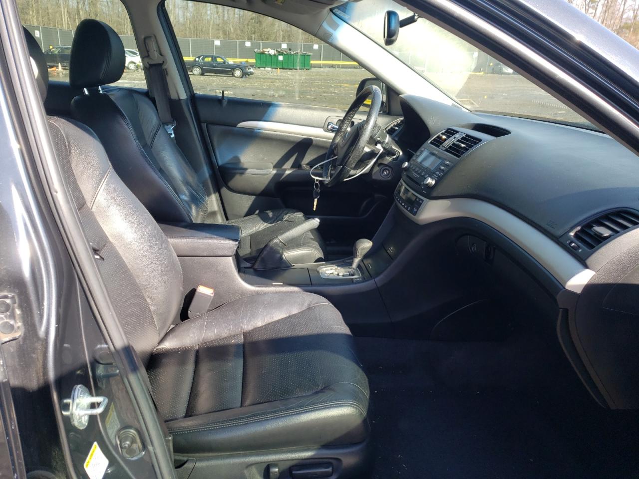 Photo 5 from auction – 2006 ACURA TSX with VIN JH4CL96856C025780