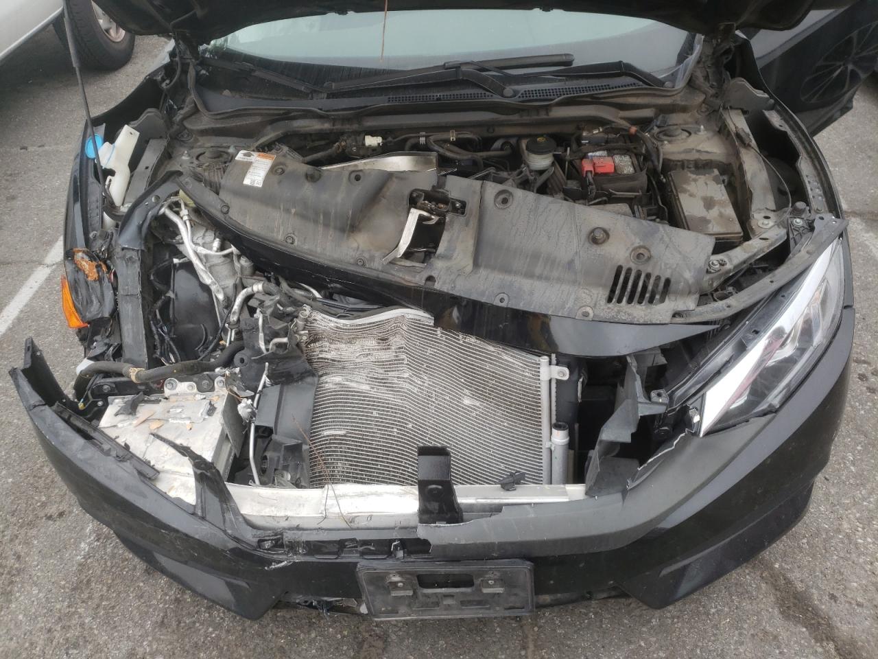 Photo 7 from auction – 2017 HONDA CIVIC LX with VIN 2HGFC2F56HH514279