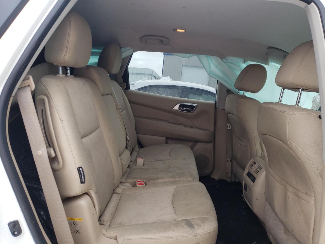 Photo 6 from auction – 2018 NISSAN PATHFINDER with VIN 5N1DR2MMXJC639871