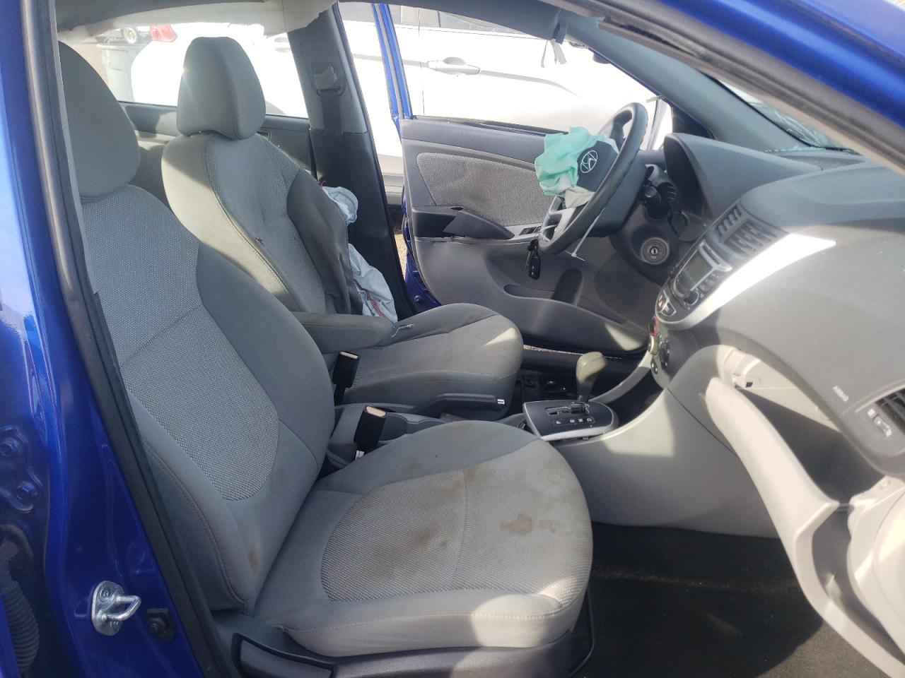 Photo 5 from auction – 2013 HYUNDAI ACCENT GLS with VIN KMHCT4AE7DU488704