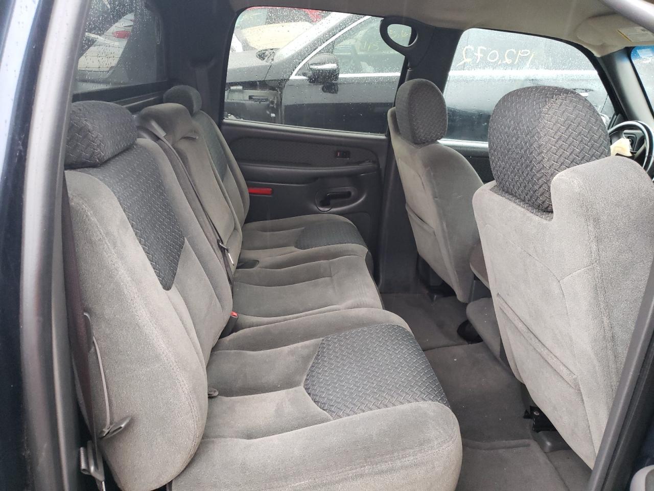Photo 6 from auction – 2004 CHEVROLET AVALANCHE with VIN 3GNEK12T54G282738