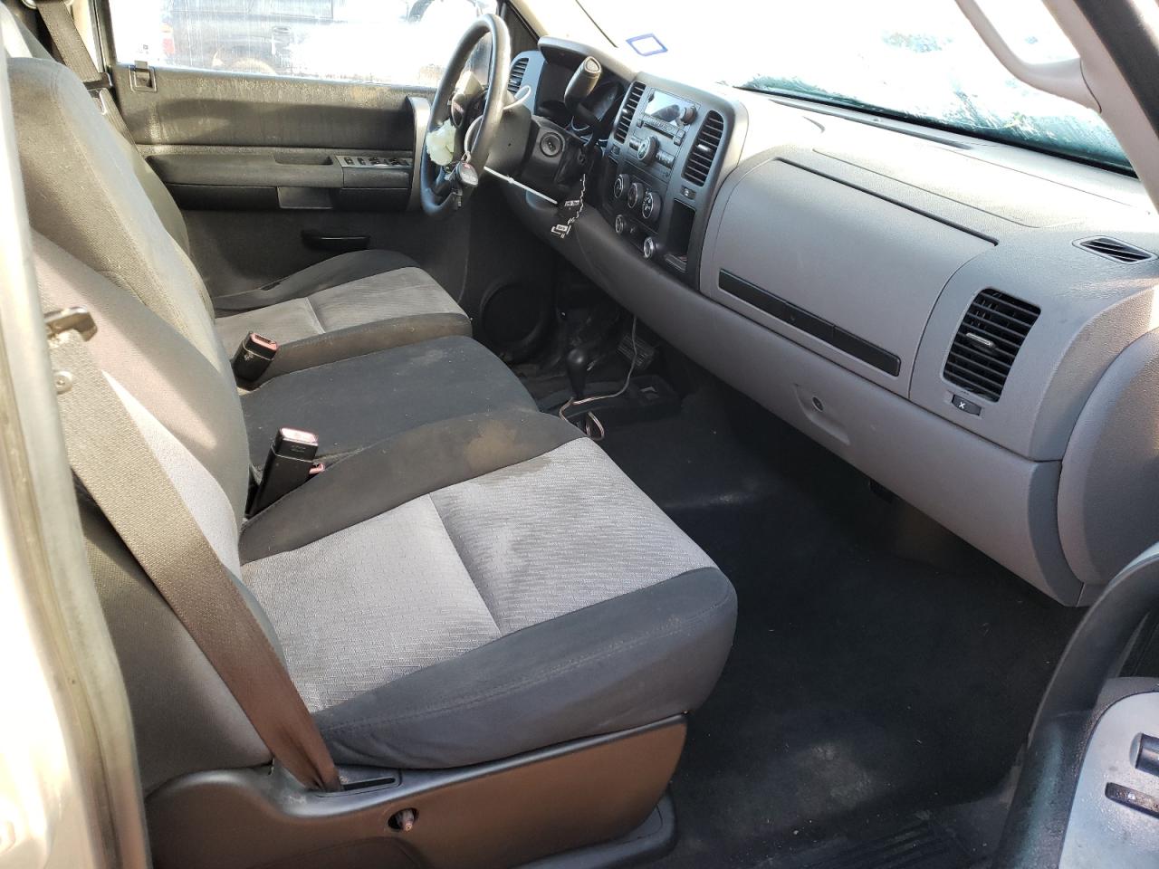Photo 5 from auction – 2007 GMC NEW SIERRA with VIN 2GTEK13C271726520