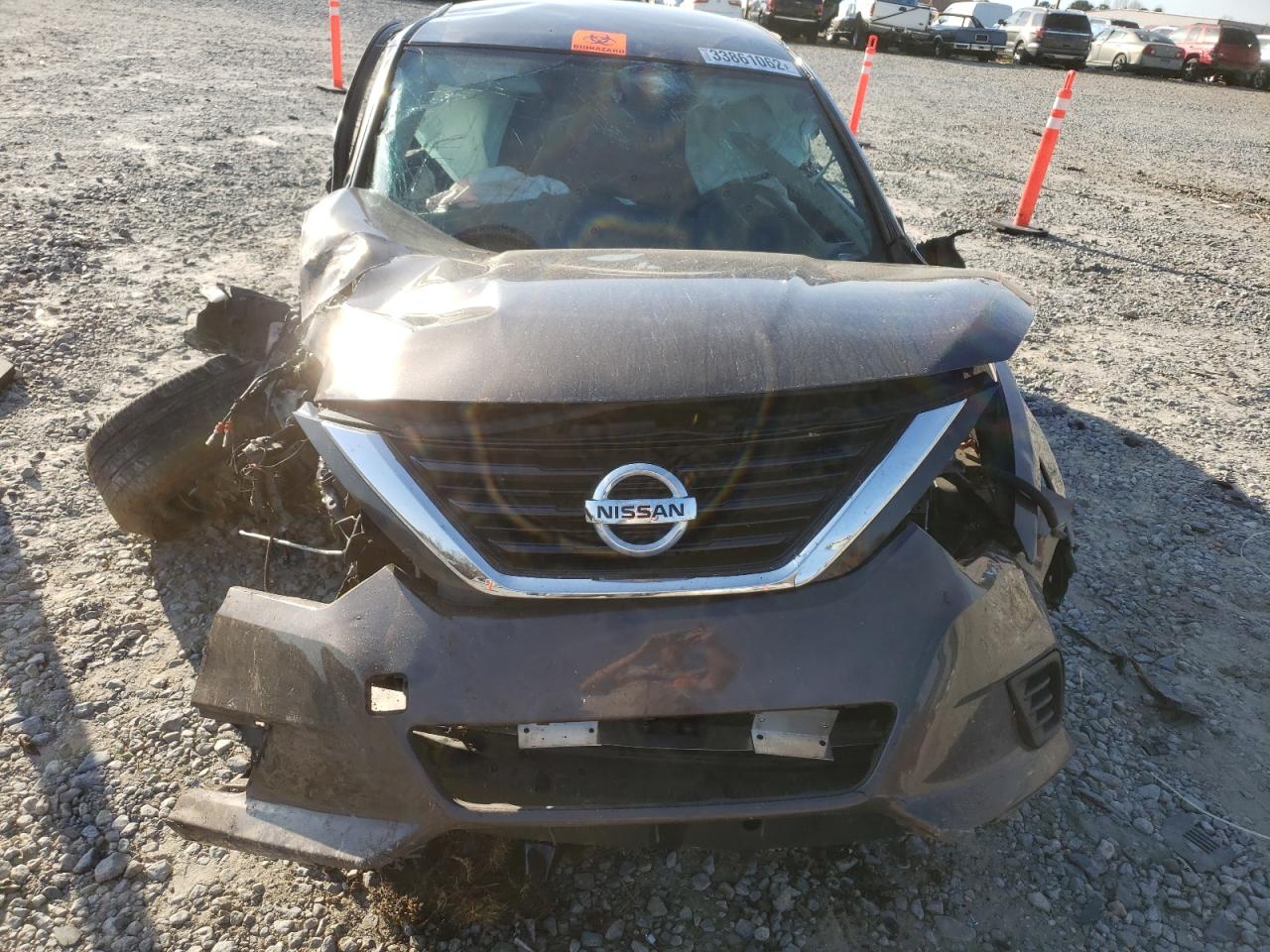 Photo 7 from auction – 2017 NISSAN ALTIMA 2.5 with VIN 1N4AL3AP4HN324548