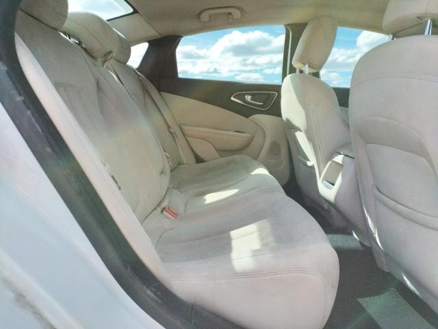 Photo 6 from auction – 2015 CHRYSLER 200 LIMITE with VIN 1C3CCCAB0FN503114