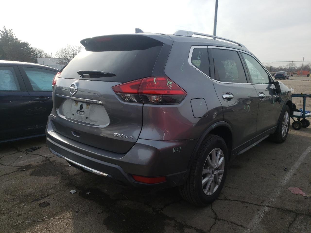 Photo 4 from auction – 2017 NISSAN ROGUE S with VIN KNMAT2MV4HP565531