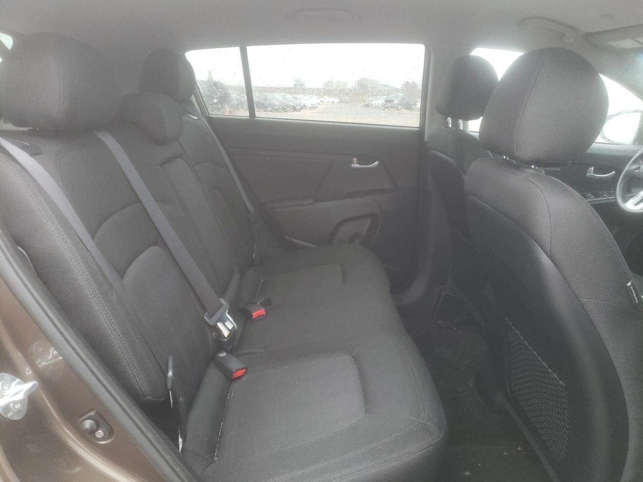 Photo 6 from auction – 2013 KIA SPORTAGE L with VIN KNDPBCA28D7440166