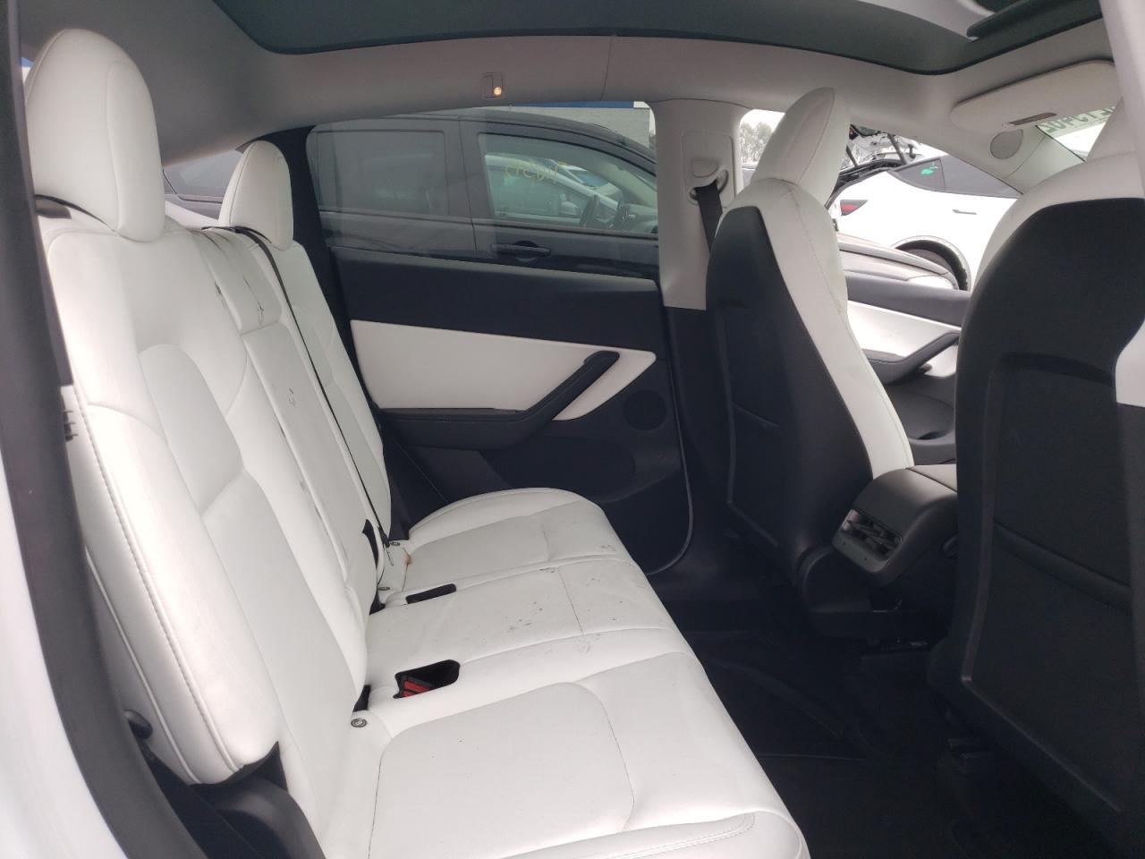 Photo 6 from auction – 2021 TESLA MODEL Y with VIN 5YJYGDEF9MF267342