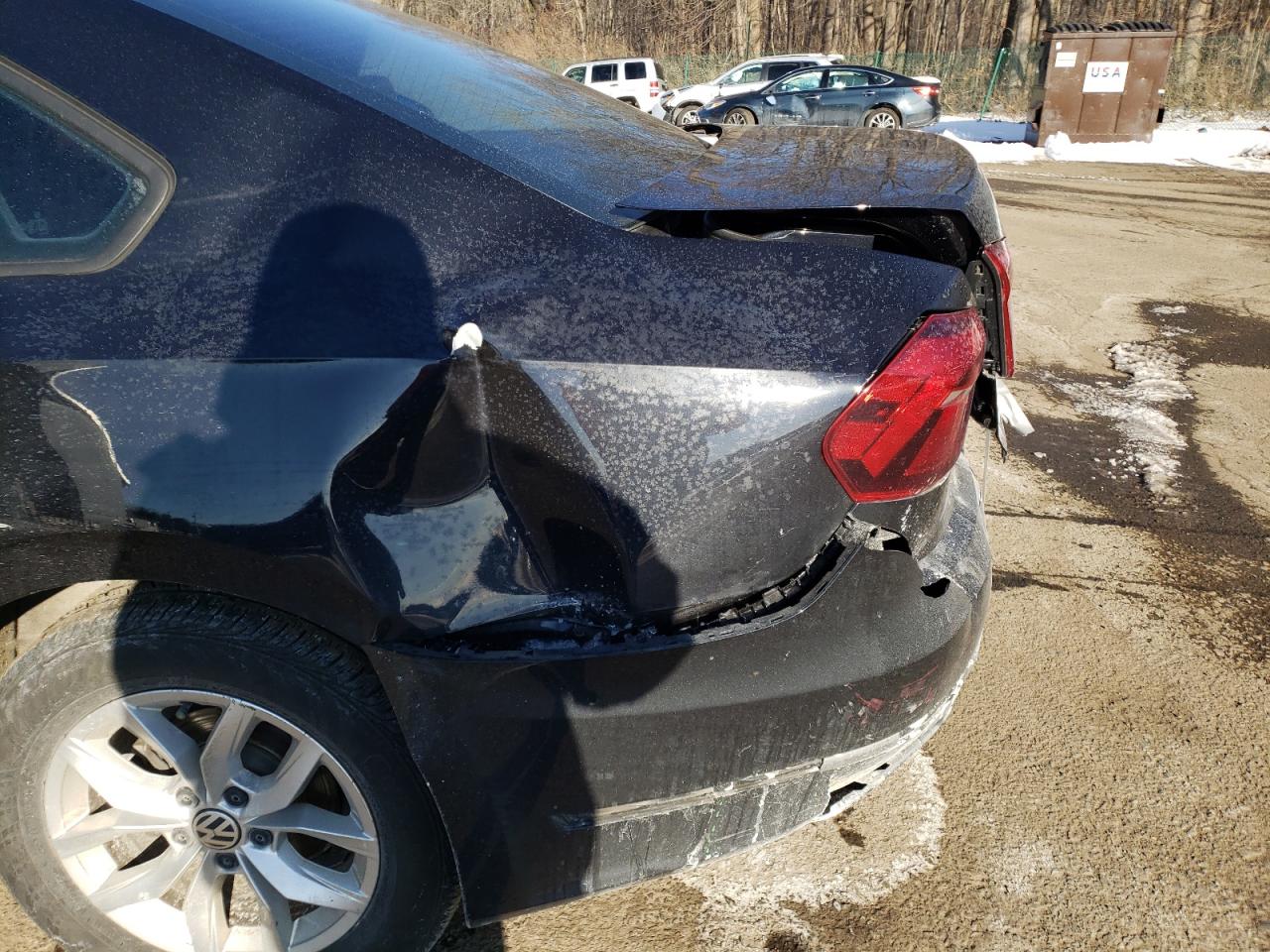 Photo 9 from auction – 2018 VOLKSWAGEN PASSAT S with VIN 1VWAA7A32JC044310