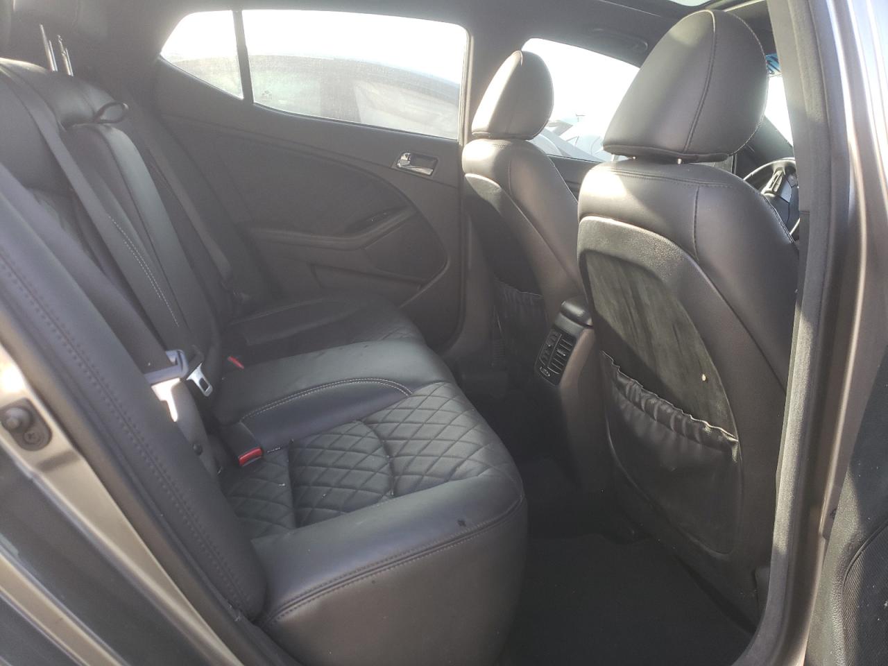 Photo 6 from auction – 2015 KIA OPTIMA SX with VIN 5XXGR4A61FG388958