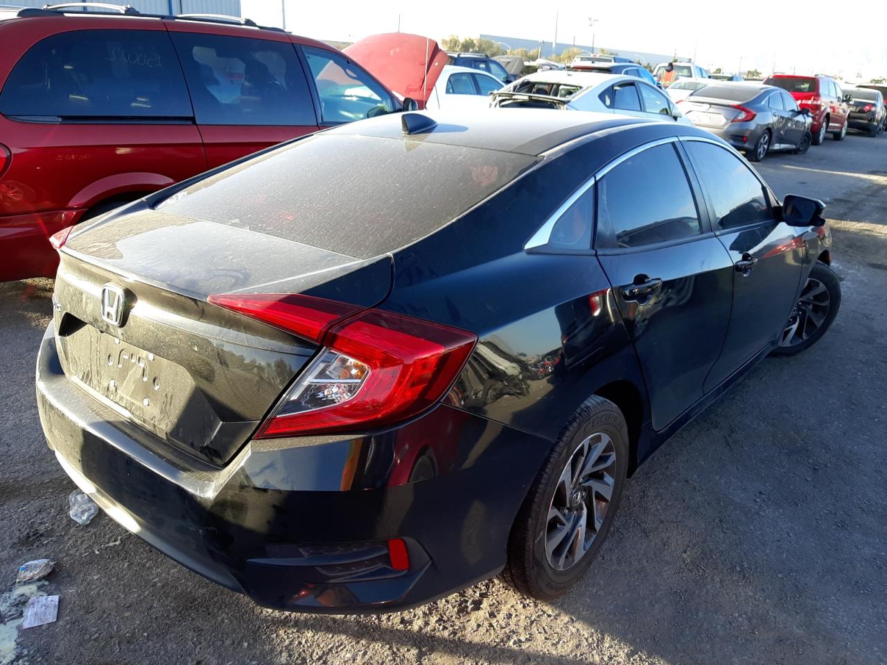 Photo 4 from auction – 2017 HONDA CIVIC EX with VIN 2HGFC2F76HH507835