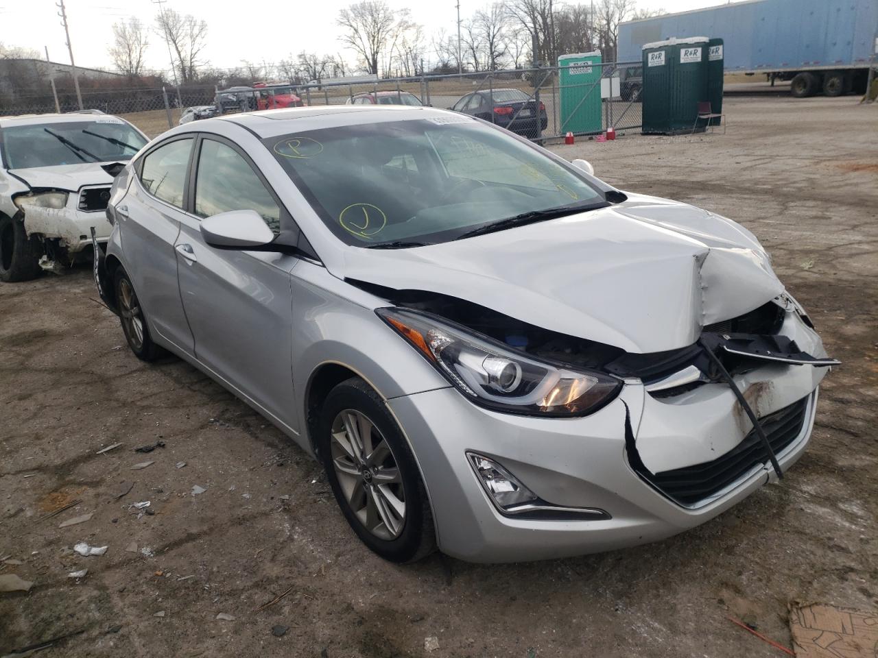 HYUNDAI ELANTRA SE 2015 with VIN 5NPDH4AE4FH617151 - Photo from auction