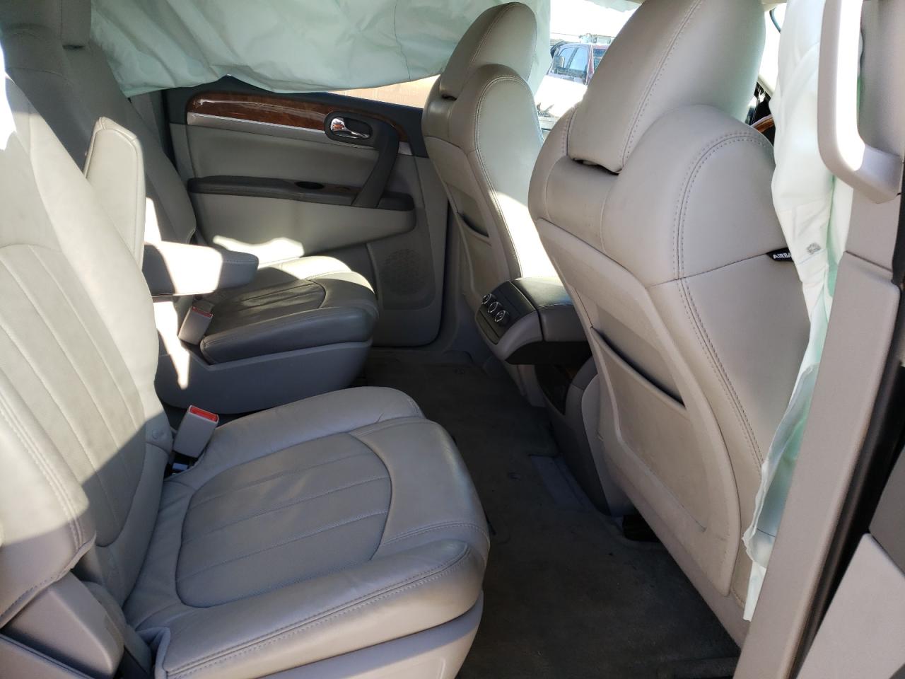 Photo 6 from auction – 2012 BUICK ENCLAVE with VIN 5GAKRCED5CJ271258