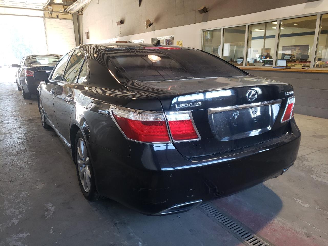 Photo 3 from auction – 2008 LEXUS LS 460 with VIN JTHBL46F485068754