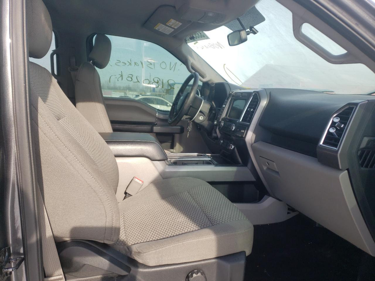 Photo 5 from auction – 2016 FORD F150 SUPER with VIN 1FTEW1EG0GFB04592