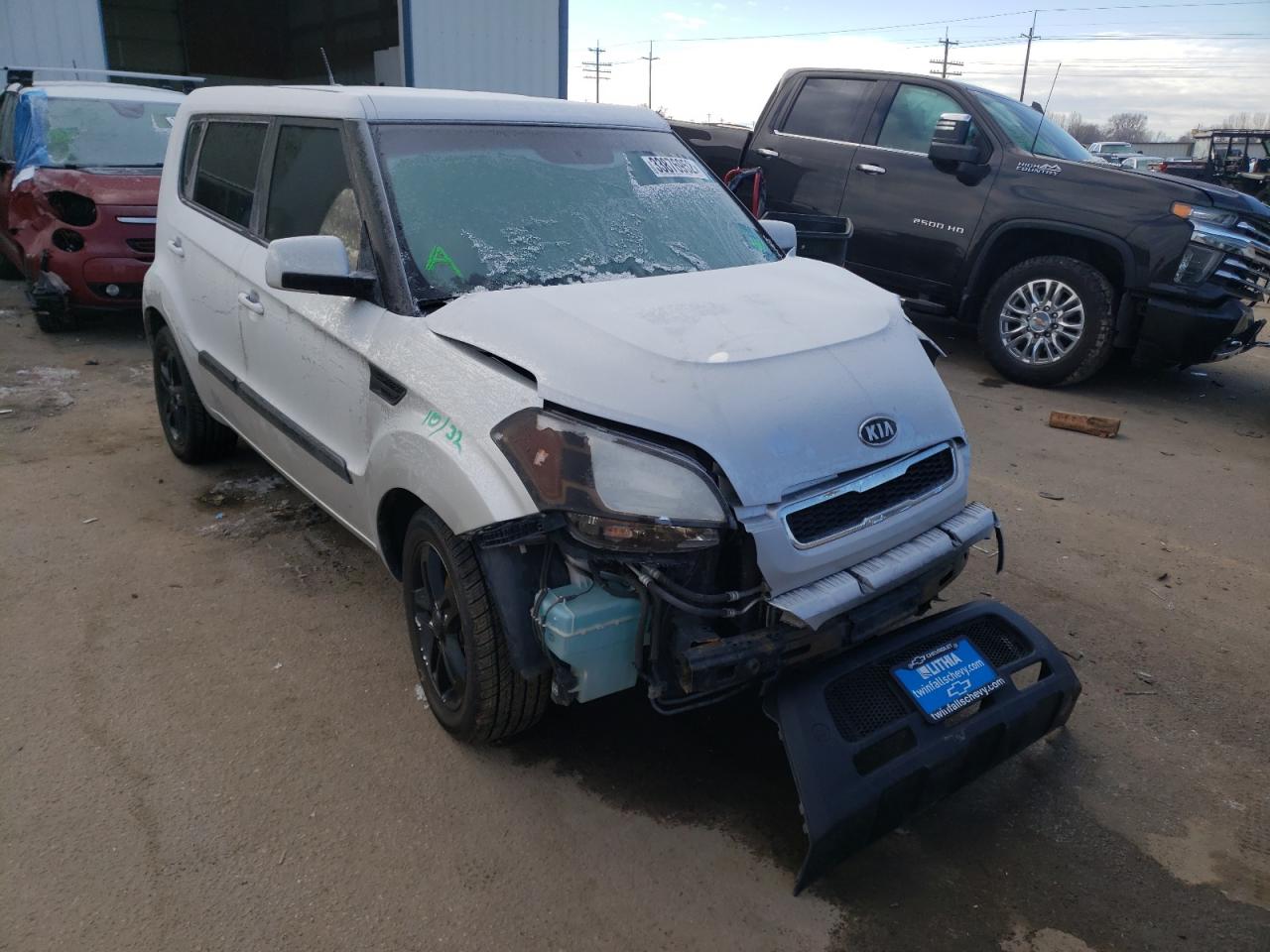 KIA SOUL + 2011 with VIN KNDJT2A27B7274801 - Photo from auction