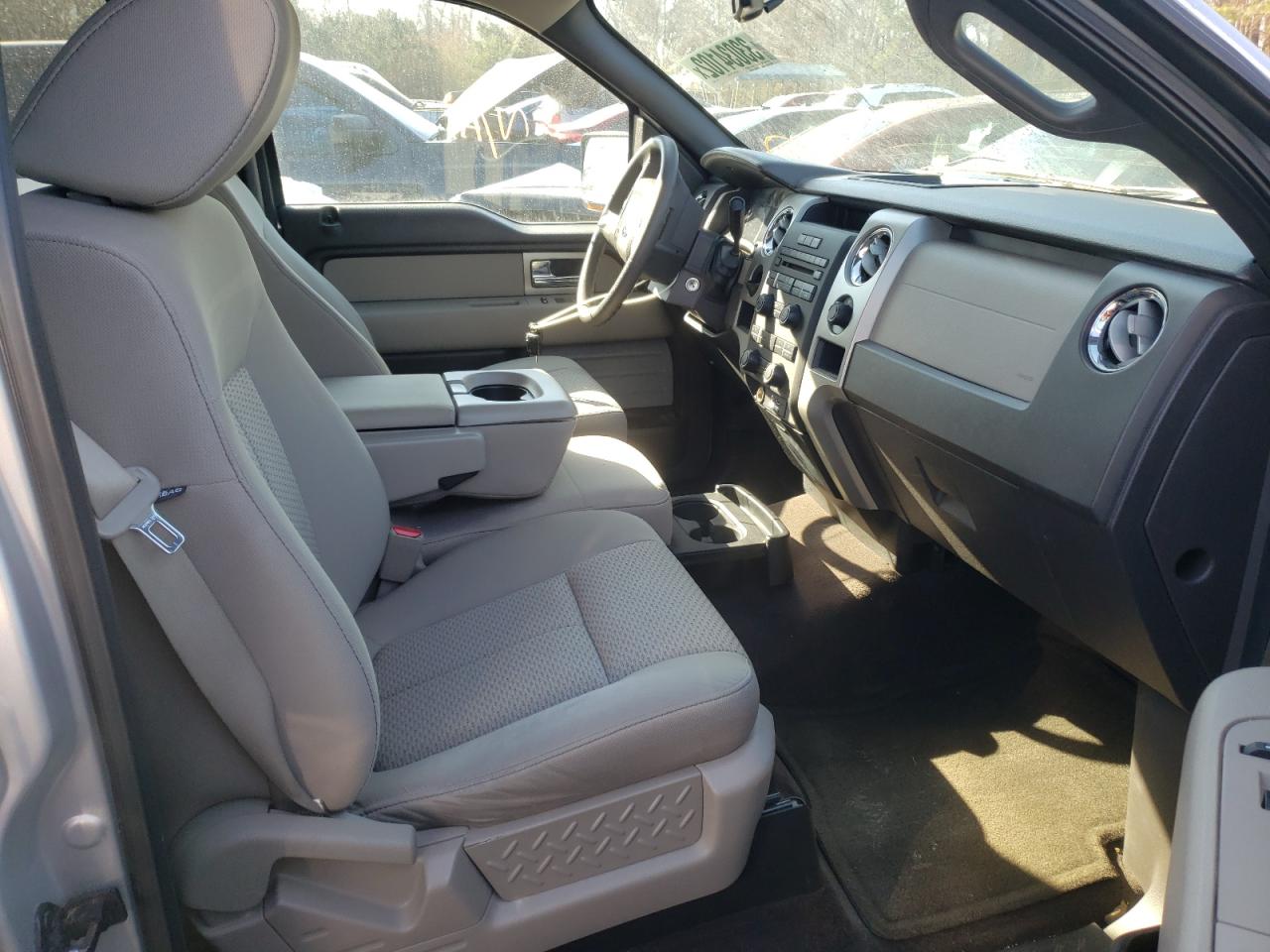Photo 5 from auction – 2009 FORD F150 SUPER with VIN 1FTRW12889FB47871