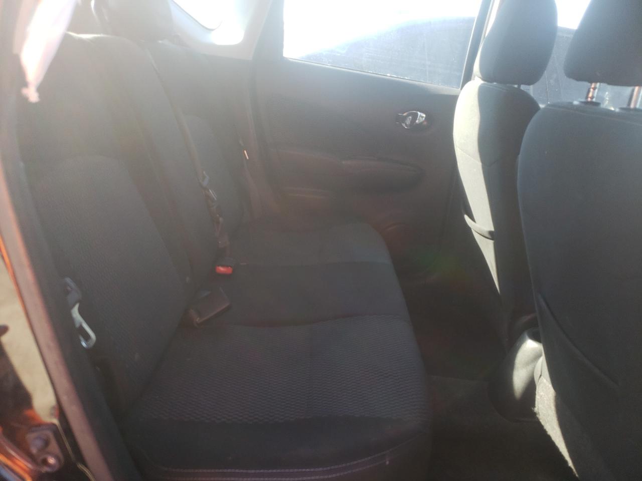 Photo 6 from auction – 2015 NISSAN VERSA NOTE with VIN 3N1CE2CP3FL408056