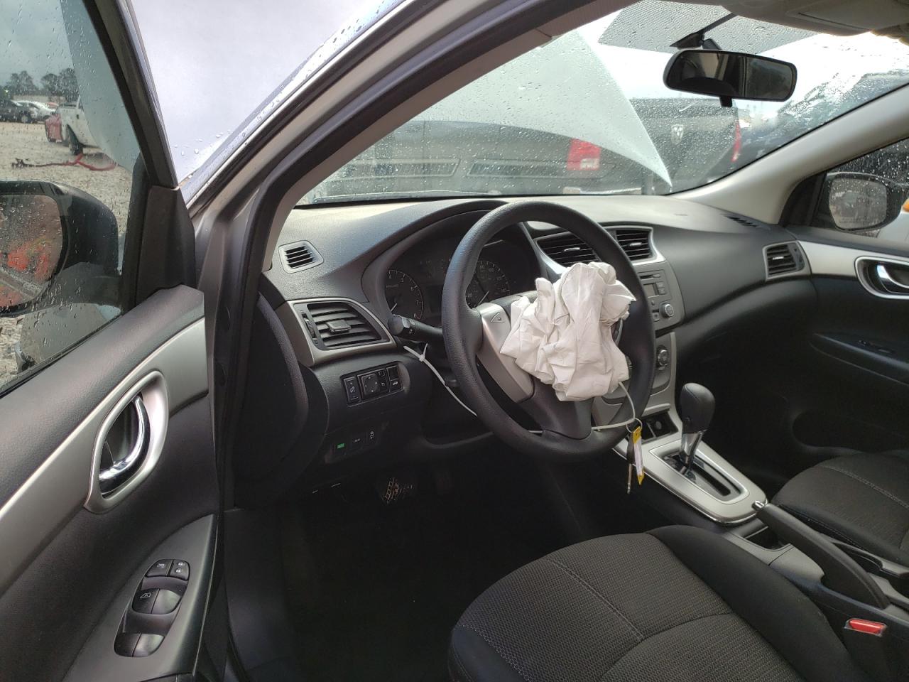 Photo 9 from auction – 2014 NISSAN SENTRA S with VIN 3N1AB7AP5EL630838