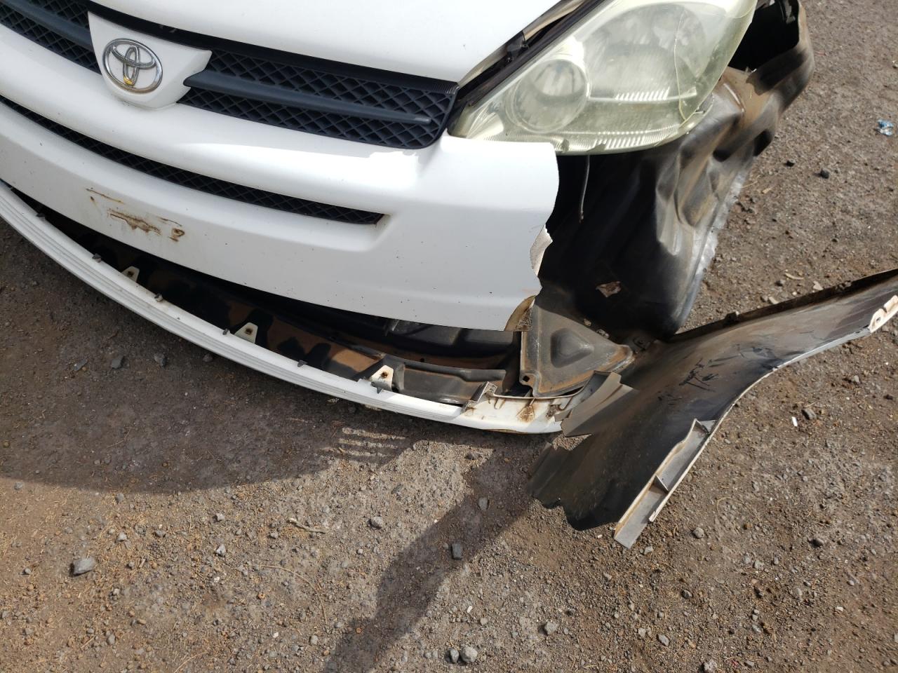 Photo 9 from auction – 2004 TOYOTA SIENNA CE with VIN 5TDZA23C94S065132