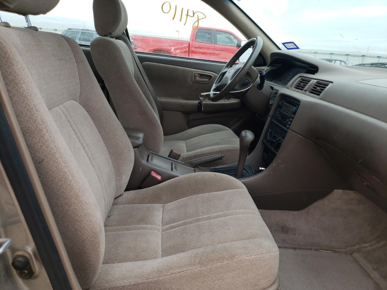 Photo 5 from auction – 2001 TOYOTA CAMRY with VIN JT2BF22K610332536