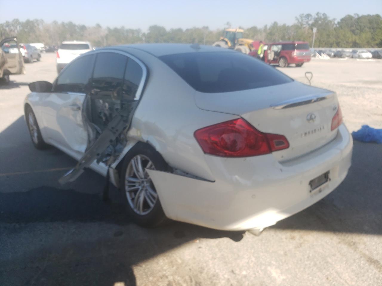 Photo 3 from auction – 2013 INFINITI G37 BASE with VIN JN1CV6AP3DM302722