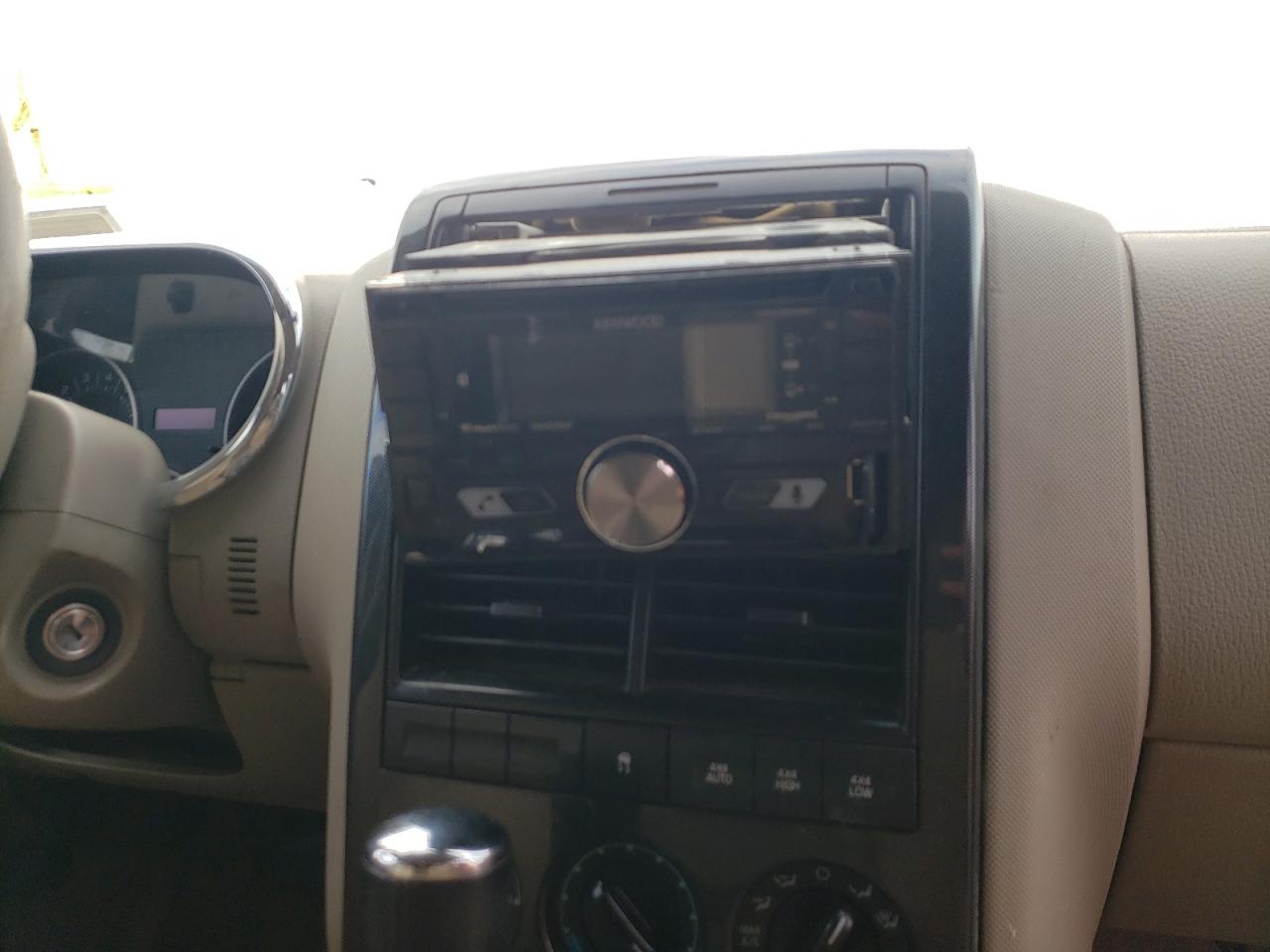 Photo 9 from auction – 2007 FORD EXPLORER X with VIN 1FMEU73E17UA98738