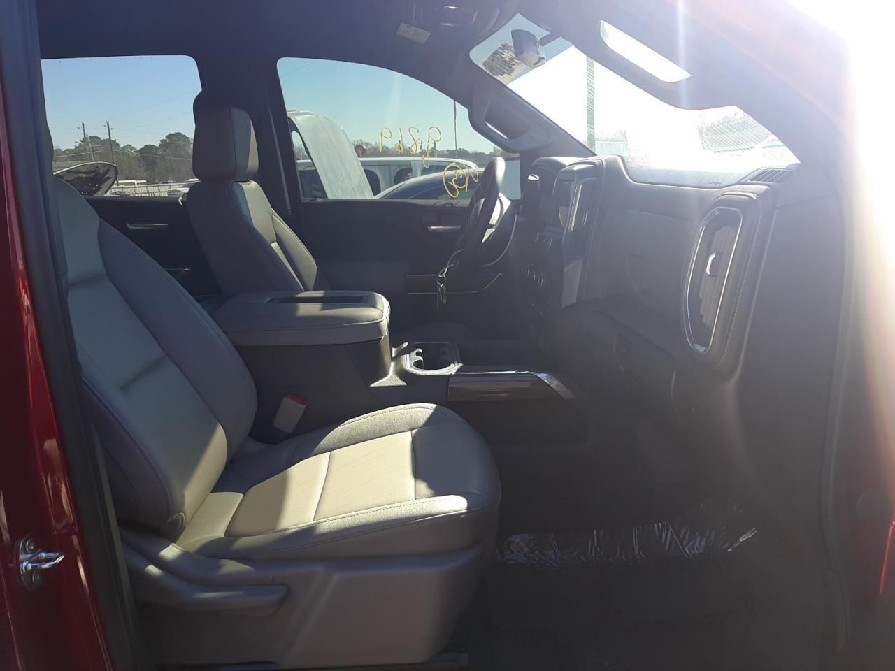 Photo 5 from auction – 2021 CHEVROLET SILVERADO with VIN 3GCUYEED3MG226697