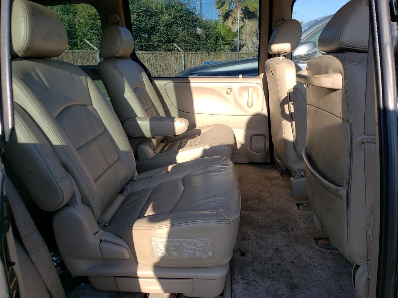 Photo 6 from auction – 2002 MAZDA MPV WAGON with VIN JM3LW28J020304850