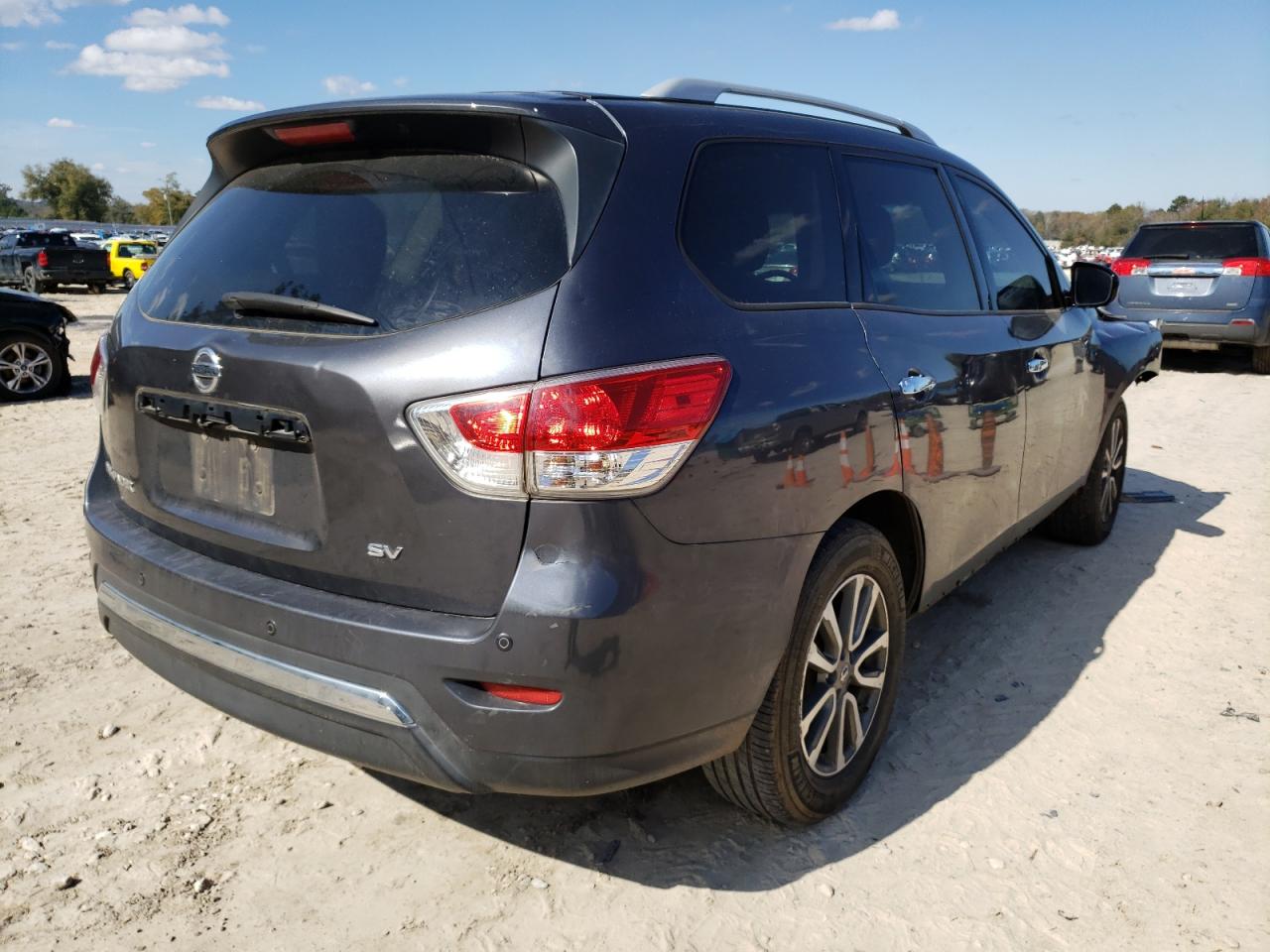 Фото 4 с аукциона – 2014 NISSAN PATHFINDER с VIN 5N1AR2MN1EC601740