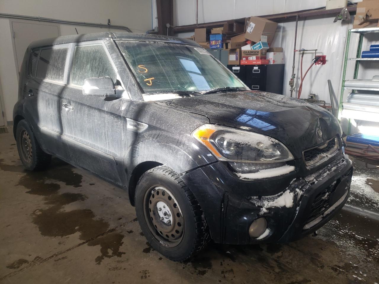 KIA SOUL + 2013 with VIN KNDJT2A61D7599515 - Photo from auction