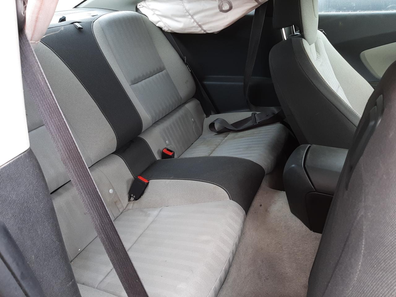 Photo 6 from auction – 2015 CHEVROLET CAMARO LS with VIN 2G1FB1E3XF9129013