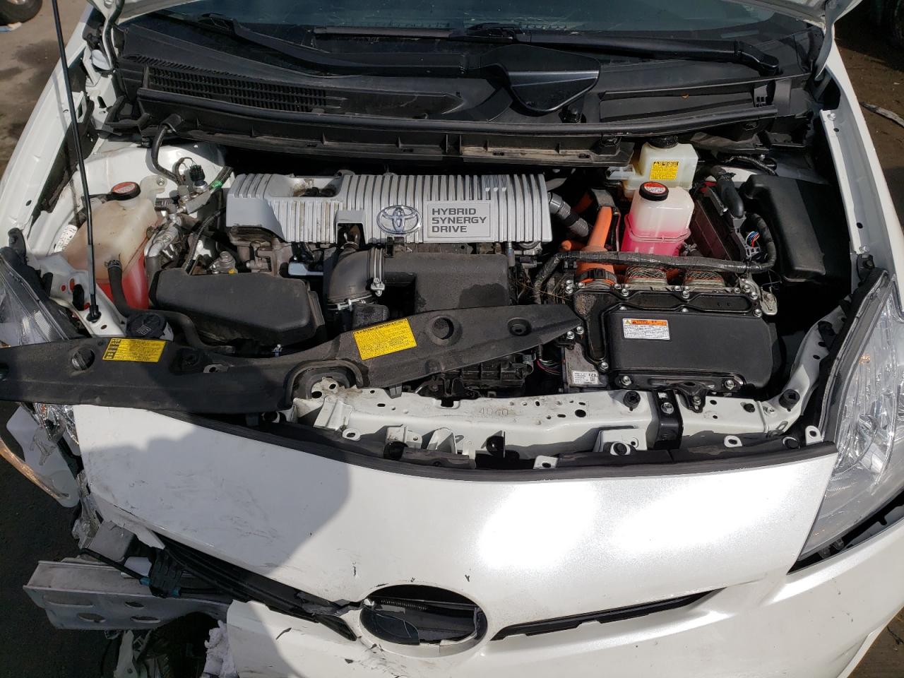 Photo 7 from auction – 2014 TOYOTA PRIUS with VIN JTDKN3DU4E0389659