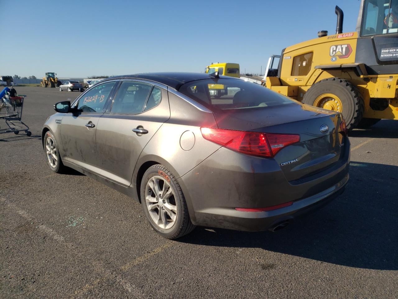 Photo 3 from auction – 2013 KIA OPTIMA EX with VIN 5XXGN4A77DG214359