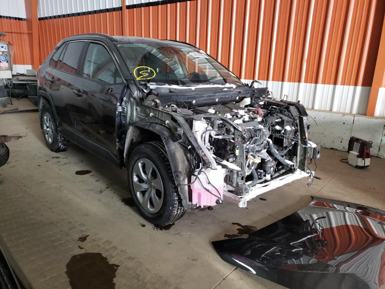 TOYOTA RAV4 LE 2020 with VIN 2T3B1RFVXLC122377 - Photo from auction