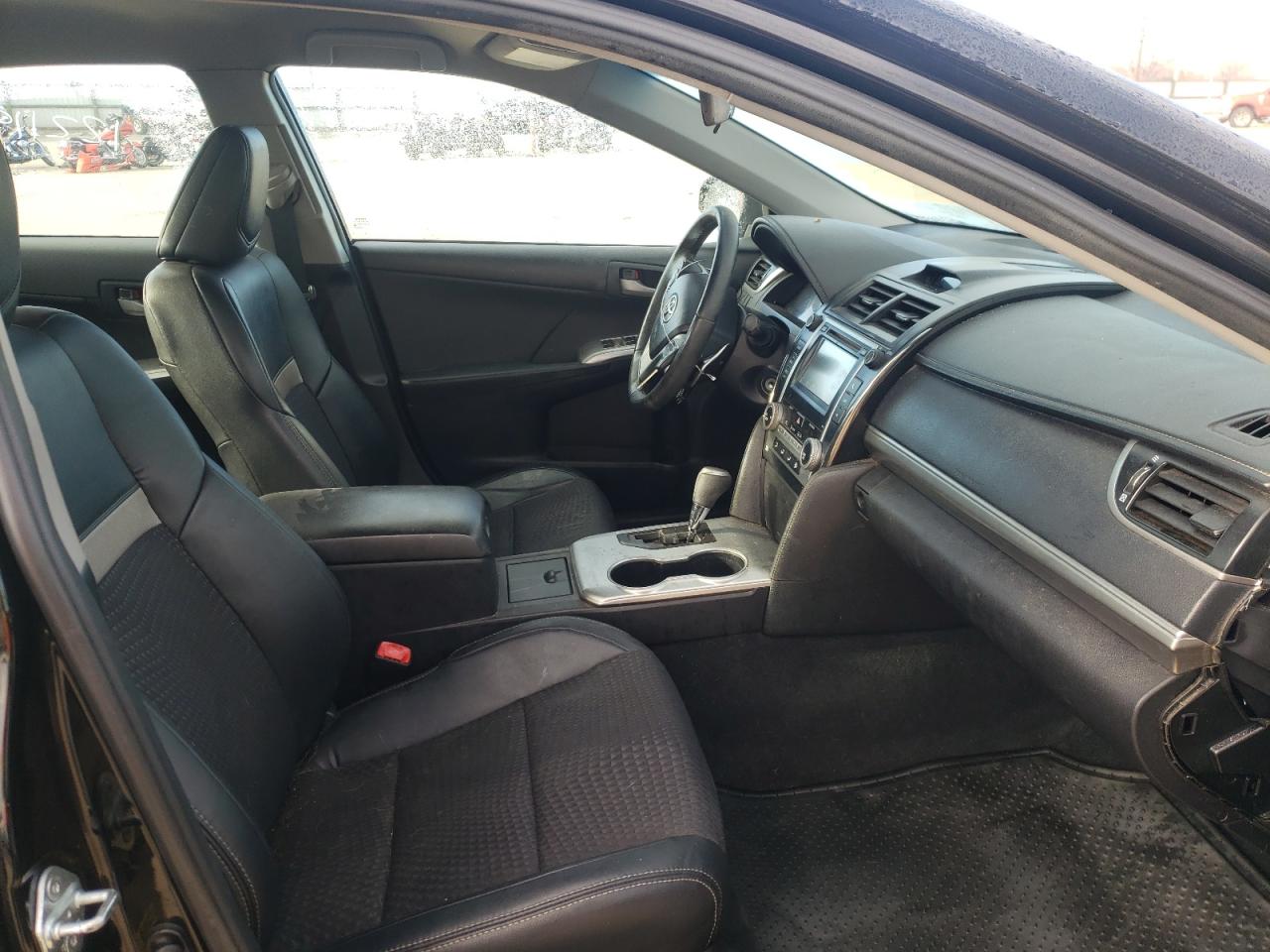 Photo 5 from auction – 2012 TOYOTA CAMRY BASE with VIN 4T1BF1FK2CU081680