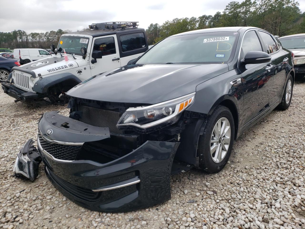 Photo 2 from auction – 2016 KIA OPTIMA LX with VIN 5XXGT4L39GG085254