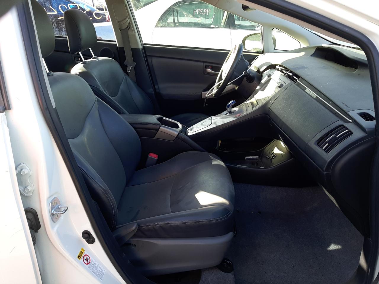 Photo 5 from auction – 2012 TOYOTA PRIUS with VIN JTDKN3DU6C5429109