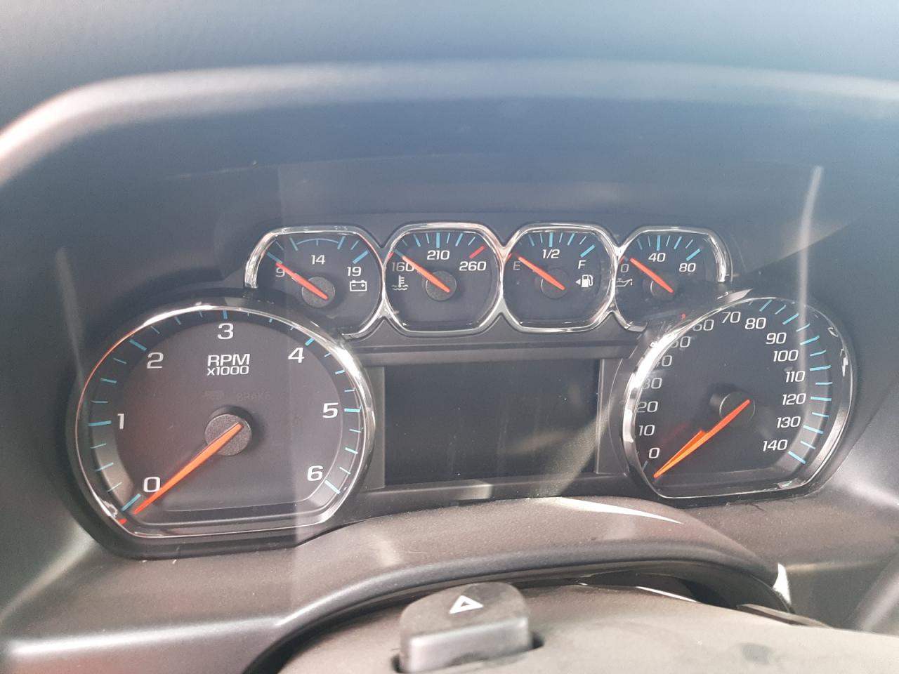 Photo 8 from auction – 2018 CHEVROLET SILVERADO with VIN 3GCPCSEC3JG241553