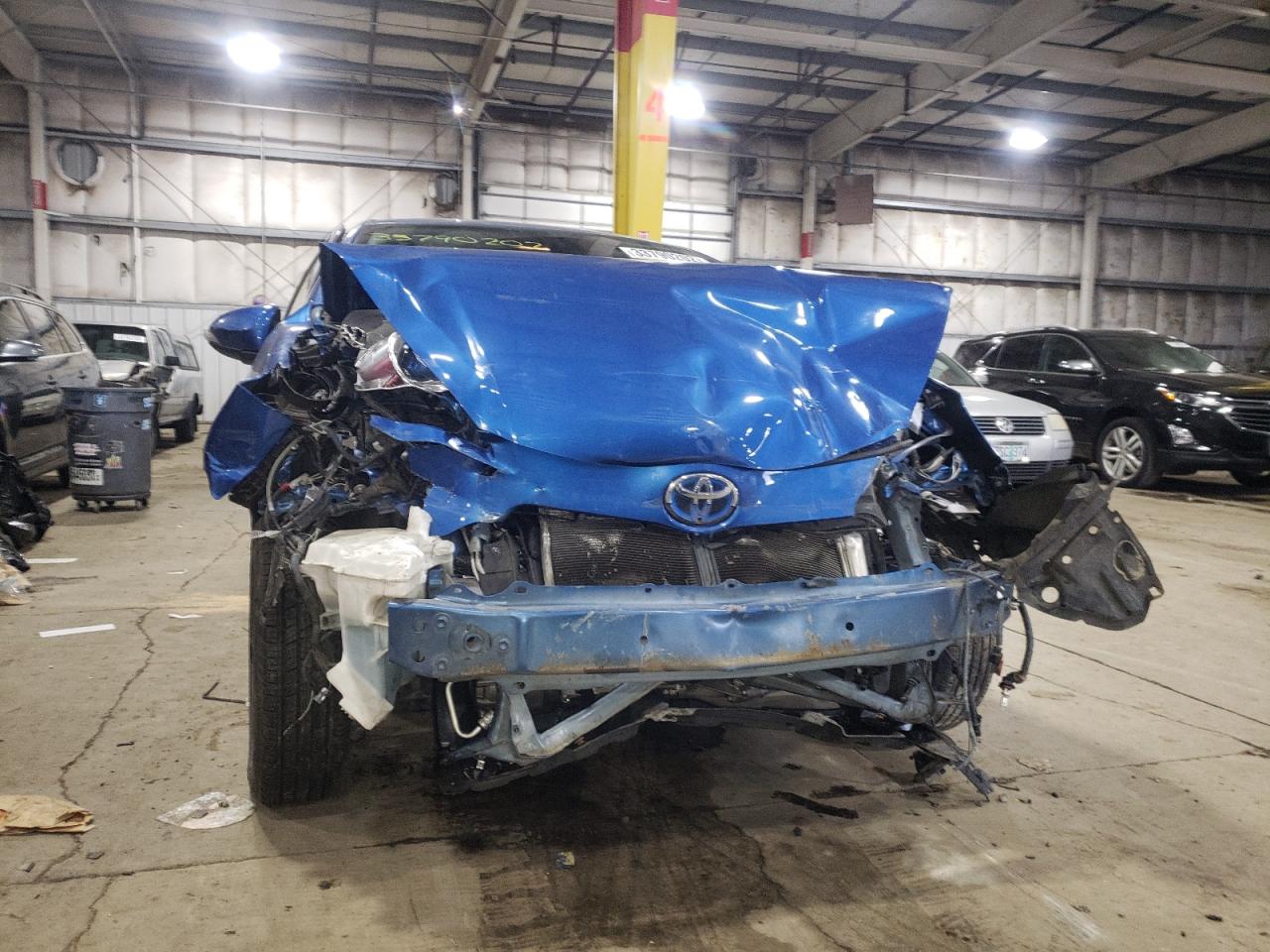 Photo 9 from auction – 2013 TOYOTA PRIUS C with VIN JTDKDTB32D1051165