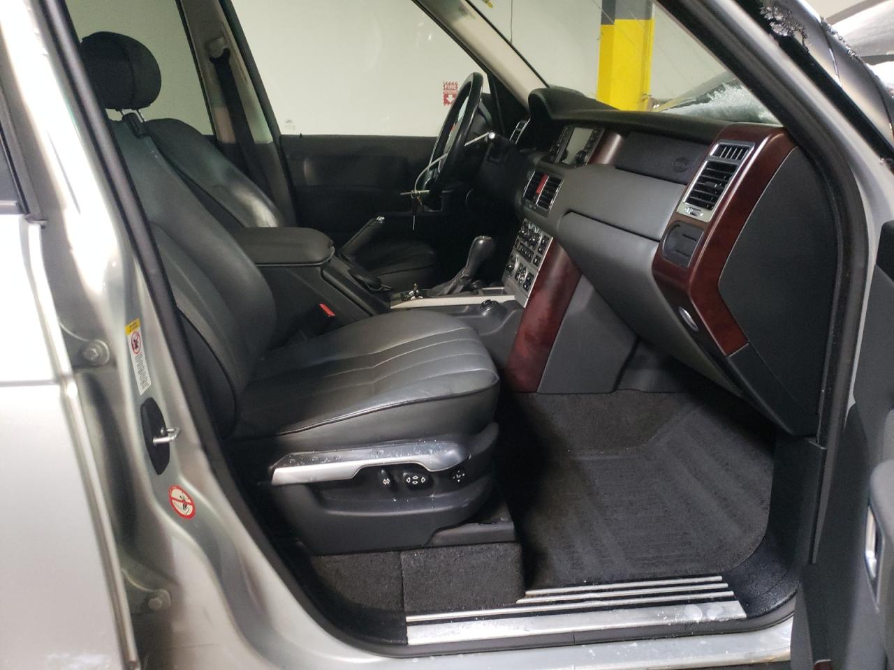 Photo 5 from auction – 2006 LAND ROVER RANGE ROVE with VIN SALME15466A210442