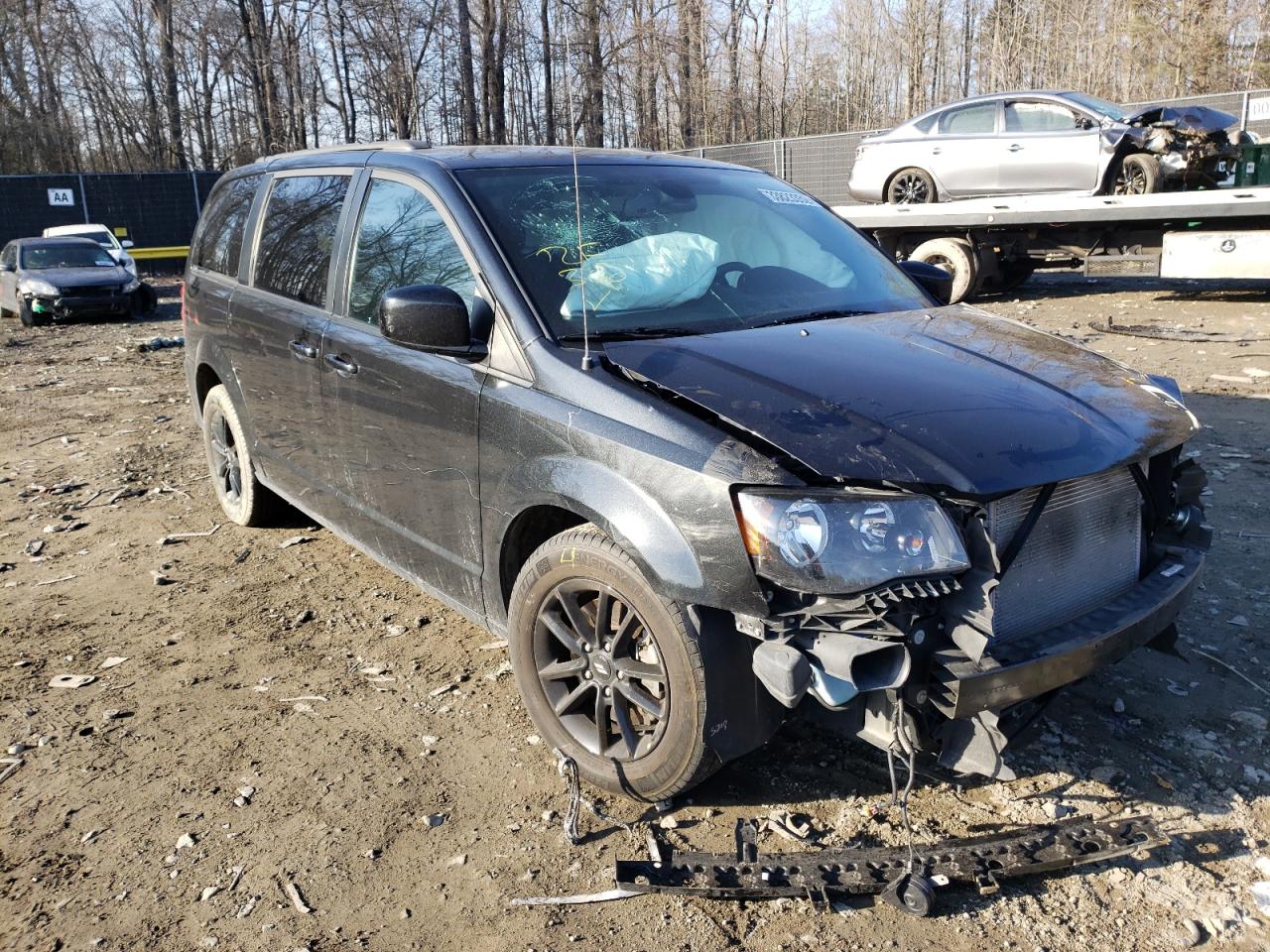DODGE GRAND CARA 2019 with VIN 2C4RDGEG6KR663639 - Photo from auction
