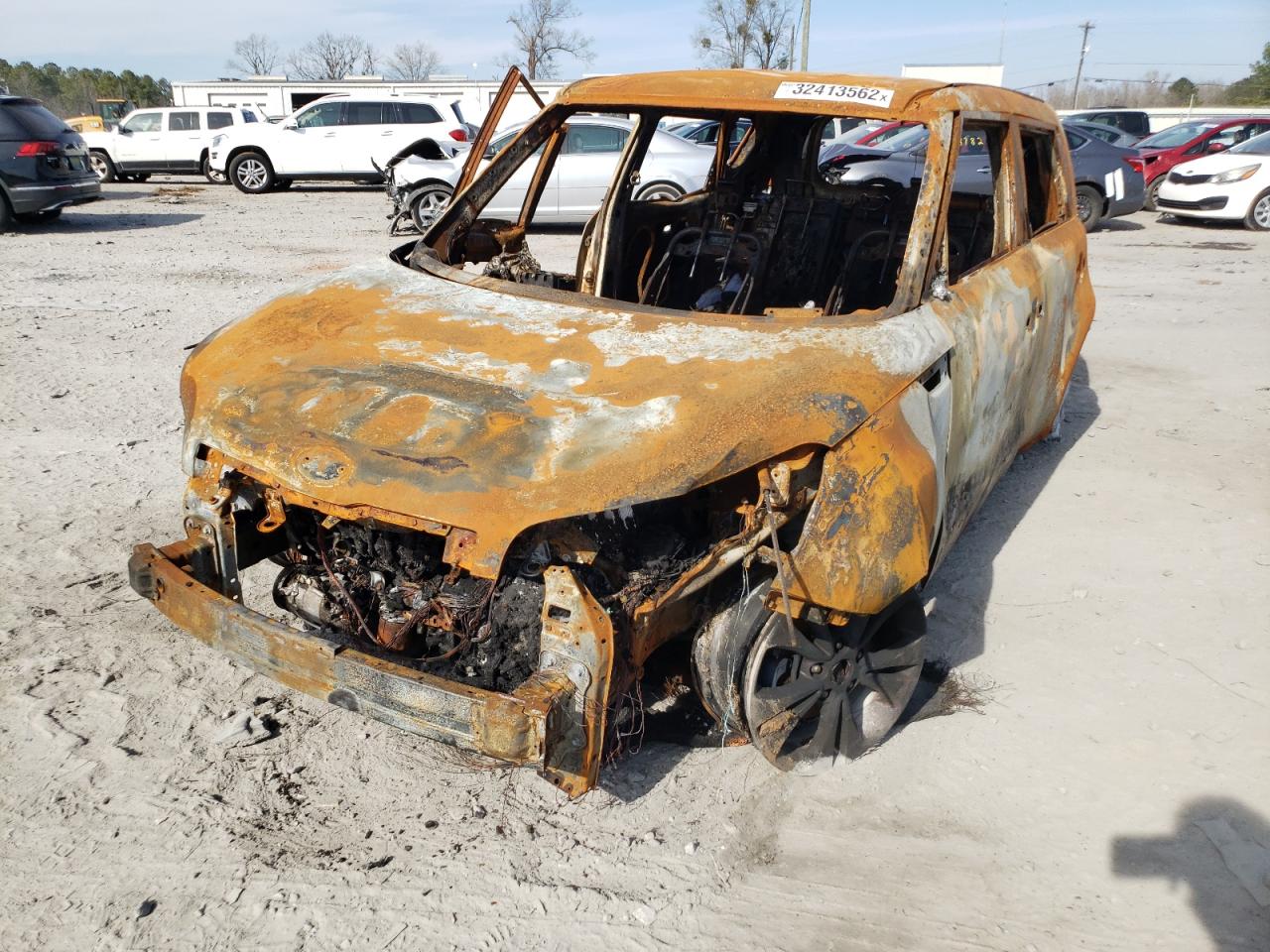 Photo 2 from auction – 2016 KIA SOUL + with VIN KNDJP3A58G7325279