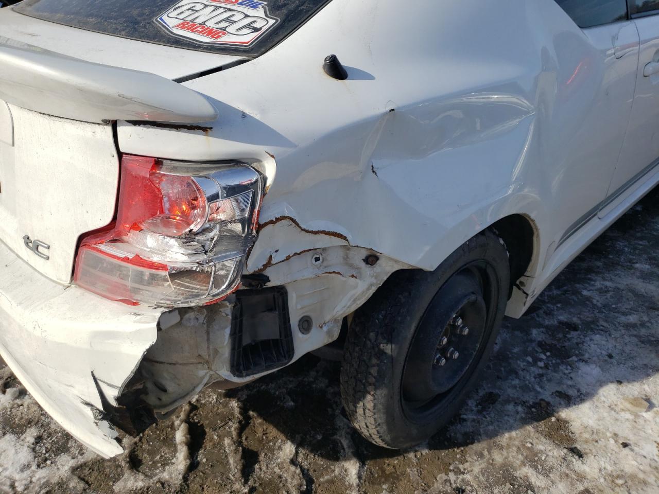 Photo 9 from auction – 2013 TOYOTA SCION TC with VIN JTKJF5C79D3055147