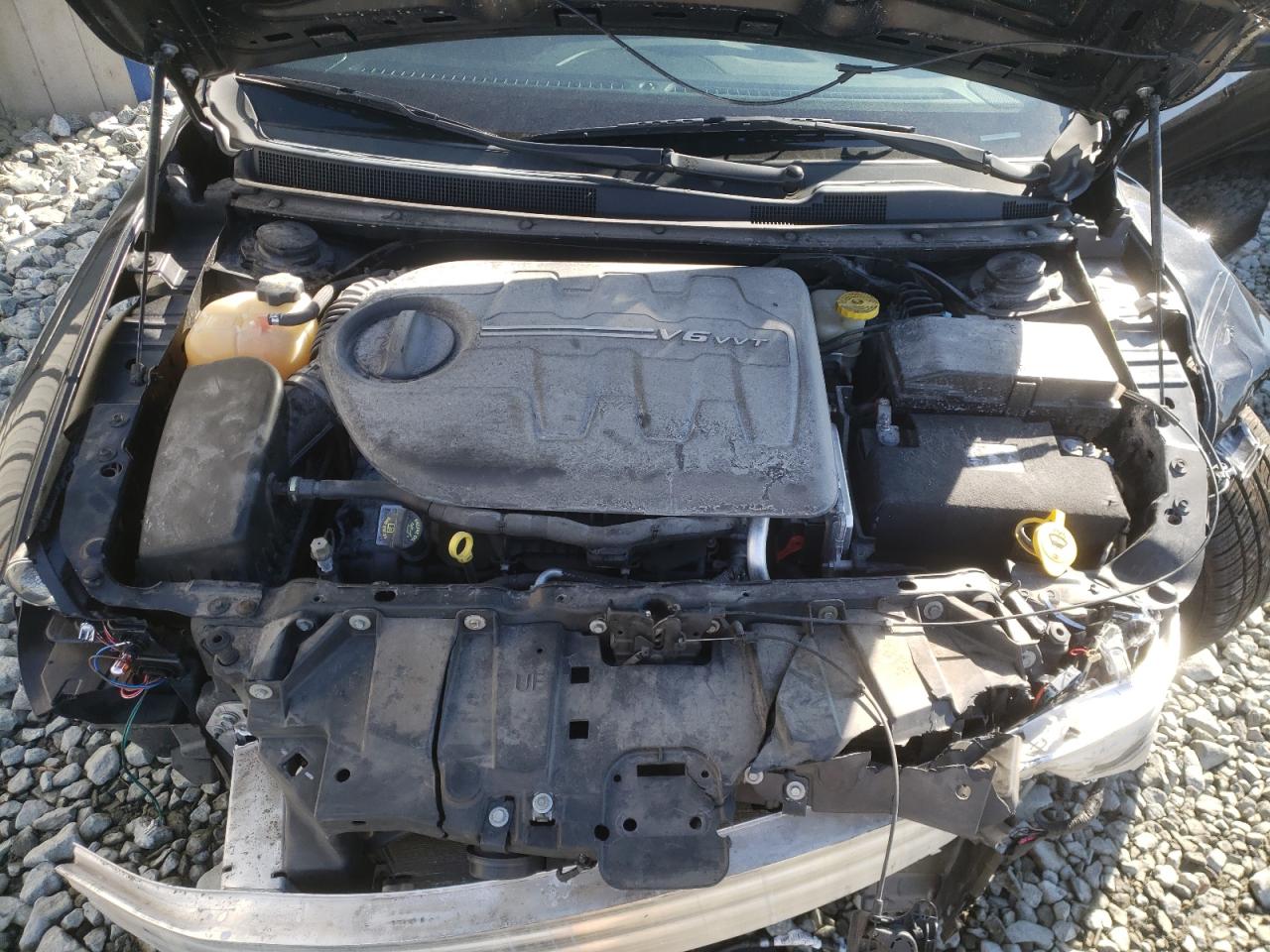 Photo 7 from auction – 2016 CHRYSLER 200 S with VIN 1C3CCCBG5GN104856