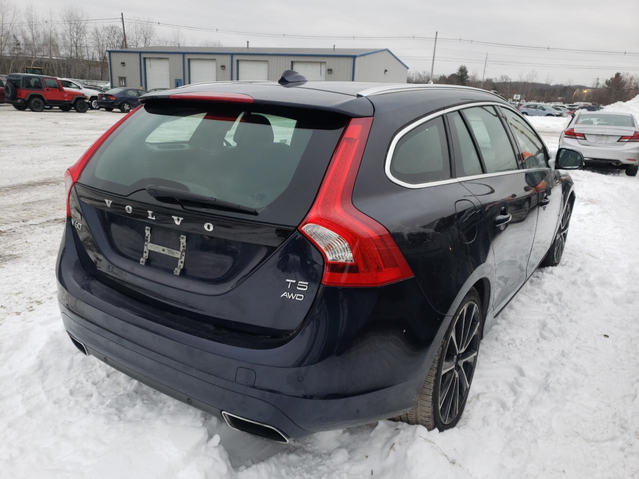 Photo 4 from auction – 2017 VOLVO V60 PREMIE with VIN YV140MSK2H1358627