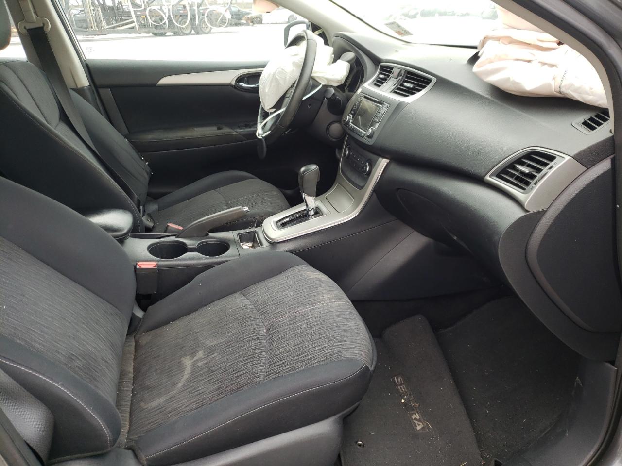 Photo 5 from auction – 2015 NISSAN SENTRA S with VIN 3N1AB7AP0FL691712