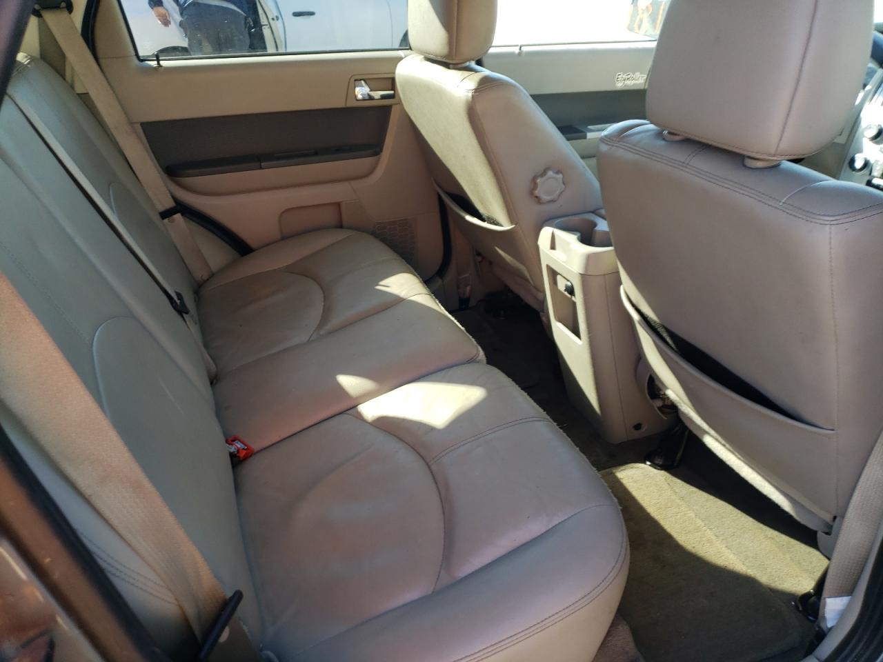 Photo 6 from auction – 2011 MERCURY MARINER PR with VIN 4M2CN8HG7BKJ07112