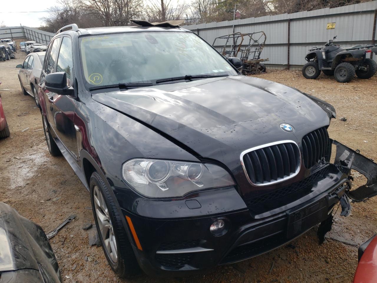 BMW X5 XDRIVE3 2013 with VIN 5UXZV4C57D0B05150 - Photo from auction