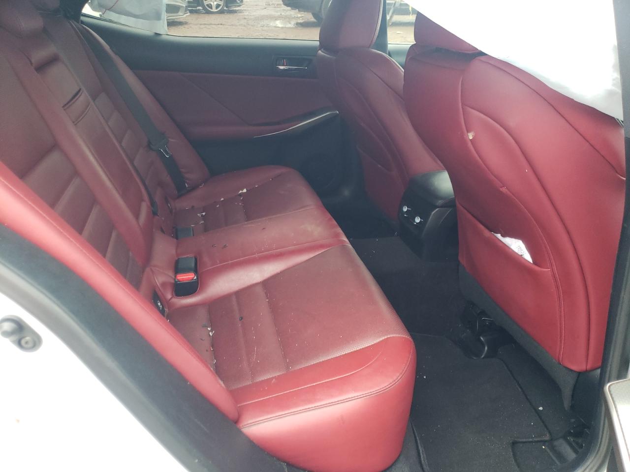 Photo 6 from auction – 2016 LEXUS IS 200T with VIN JTHBA1D22G5007387